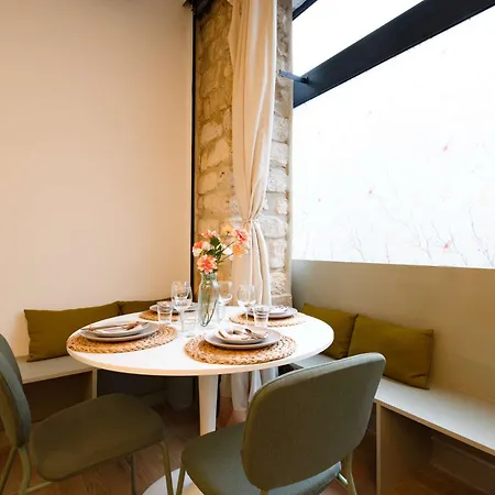 Apartment Typical For 4 In 9 *
